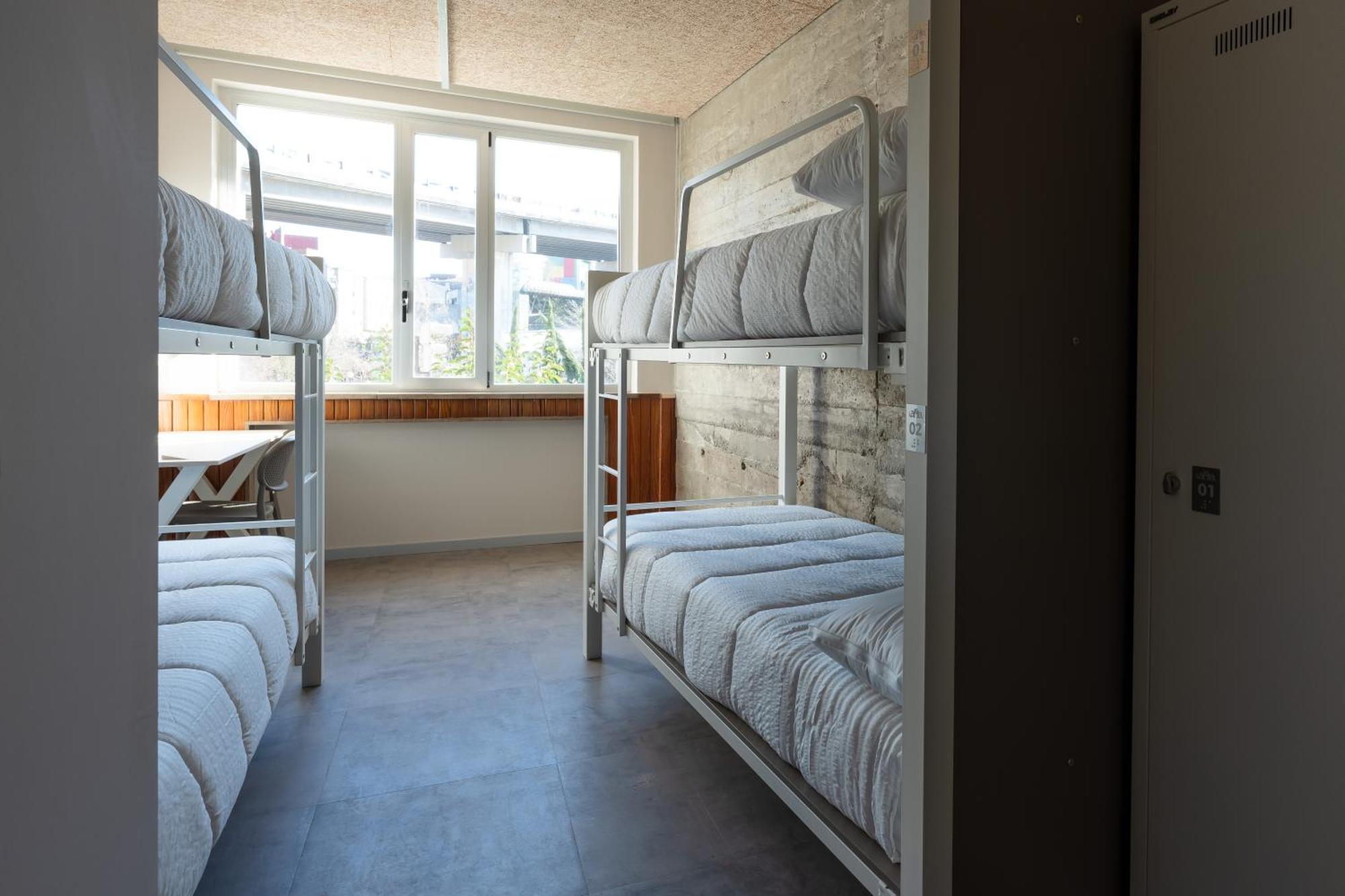 בילבאו Lamia Bbk Women Hostel-Solo Mujeres מראה חיצוני תמונה